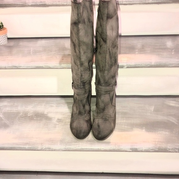 Rue 21 Gray Faux Suede Tall Boots 7 - Picture 4 of 8
